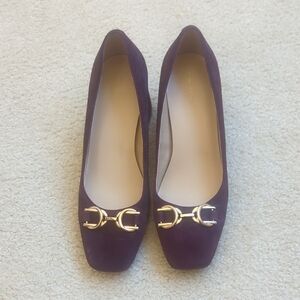 Pretty Maroon Ann Taylor Suede Heels